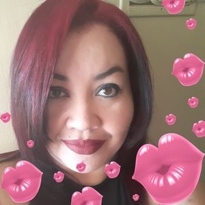 Meet your Posher, Ellena